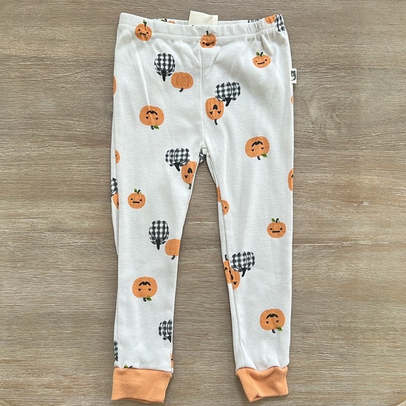 🎃 Rabbit + Bear Toddler Boy Girl Organic Cotton Pajama Set Pumpkin 4T - Picture 7 of 7